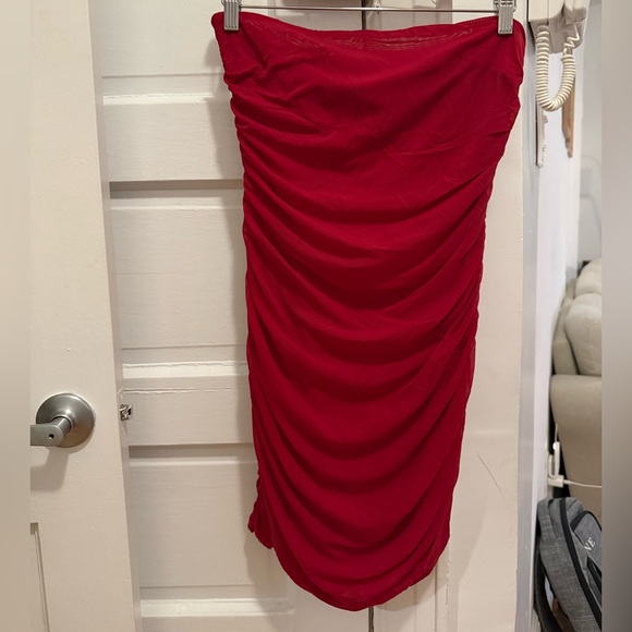 White Fox Red Mini Dress - Picture 2 of 4